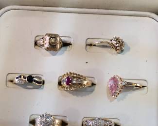 Assorted Gold rings 