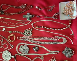 Assorted Sterling jewelry 