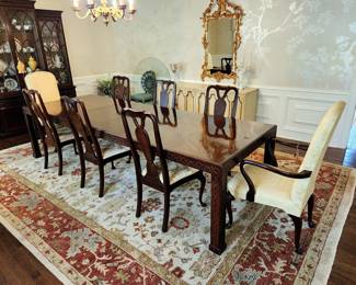 Lot 1 - Henredon "Folio Fourteen" Dining Table & Chairs