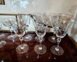 Lot 9 - Heisey "Peachtree" Cut Crystal