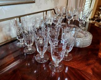 Lot 9 - Heisey "Peachtree" Cut Crystal