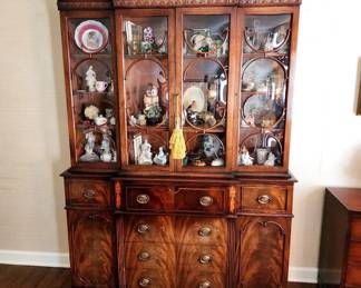 Lot 16 - Saginaw Mahogany Breakfront Cabinet