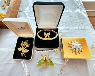 Lot 50 - Swarovski Crystal Jewelry