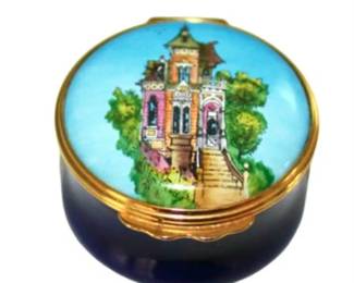Lot 086  
Vintage Halcyon Days Enamel Box San Francisco Castle GUMP'S