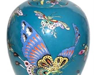 Lot 126 
Chinese Porcelain Jar Butterflies