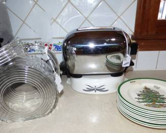 Mid Century Modern toaster, Ball Pitcher, Spode "Christmas Tree" Salad PLates