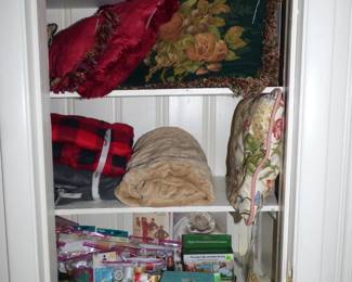 Heated throws, Sewing items, Throw Pillows