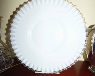 Fenton Silvercrest Charger