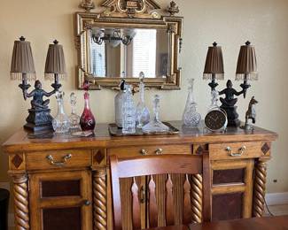 Small accent lamps all lamps are pairs
These are the Monkey bell hop