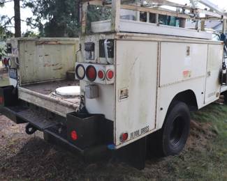 1992 Ford FSD Super Duty Utility Vehicle with Cherry Picker Crane Basket Lift Truck