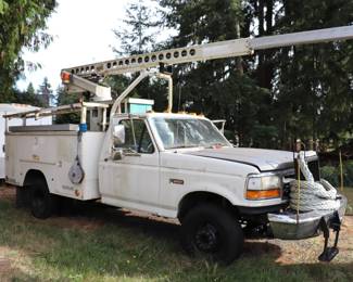 1992 Ford FSD Super Duty Utility Vehicle with Cherry Picker Crane Basket Lift Truck
