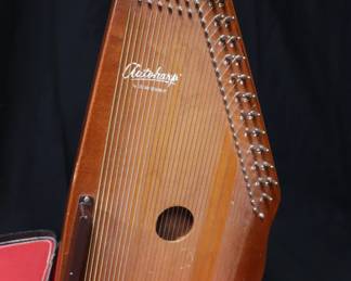 Autoharp by Oscar Schmidt