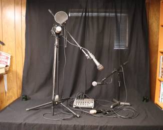 Lot of 4 Microphones with Behringer Xenyx Mixer and Accessories