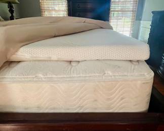 King mattress w/ Tempurpedic topper