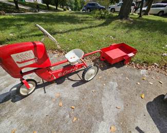 Vintage tractor and cart