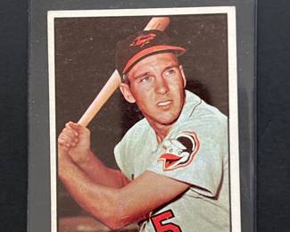 Lot BC 2 - 1961 Topps #10: Brooks Robinson. Elected to the Hall of Fame in 1983, generally considered the greatest defensive third baseman in the history of baseball. He won the 1964 American League MVP and was selected to 18 straight All-Star teams.