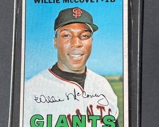 1967 Topps #480: Willie McCovey. Elected to the HOF in 1986. Played 19 0f 22 years with the SF Giants. He was the 1959 NL Rookie of the Year, the 1969 NL MVP, six-time All-Star and three-time HR champion.