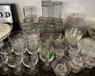 W73 - Kitchen Items Priced Individually. 