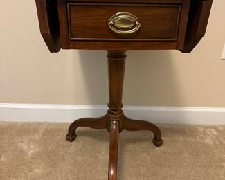 W4 - $95. Gordon's Small Drop Leaf Side Table. Measures 18" deep x 26" tall x 24" wide with leaves up - 13" wide when down. Johnson City, TN. 