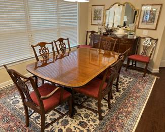 W7 - $1750. Hickory Dining Table. Excellent Condition. Measures 36" wide x 76" long x 28.5" tall. Includes one 20" leaf. 8 chairs (2 captains - 6 regular. Double Pedestal Base with gold tone "feet"