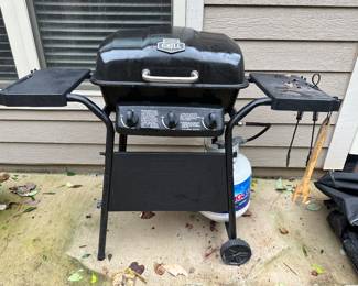 W120 - $40. Propane Grill - Expert Grill brand with propane tank and cover. 