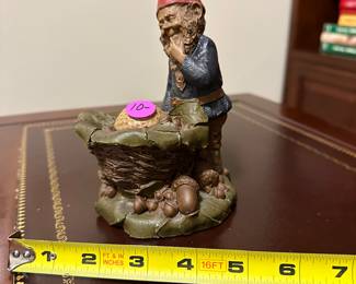 W47 - $10. Tom Clark Gnome with Golf Ball.