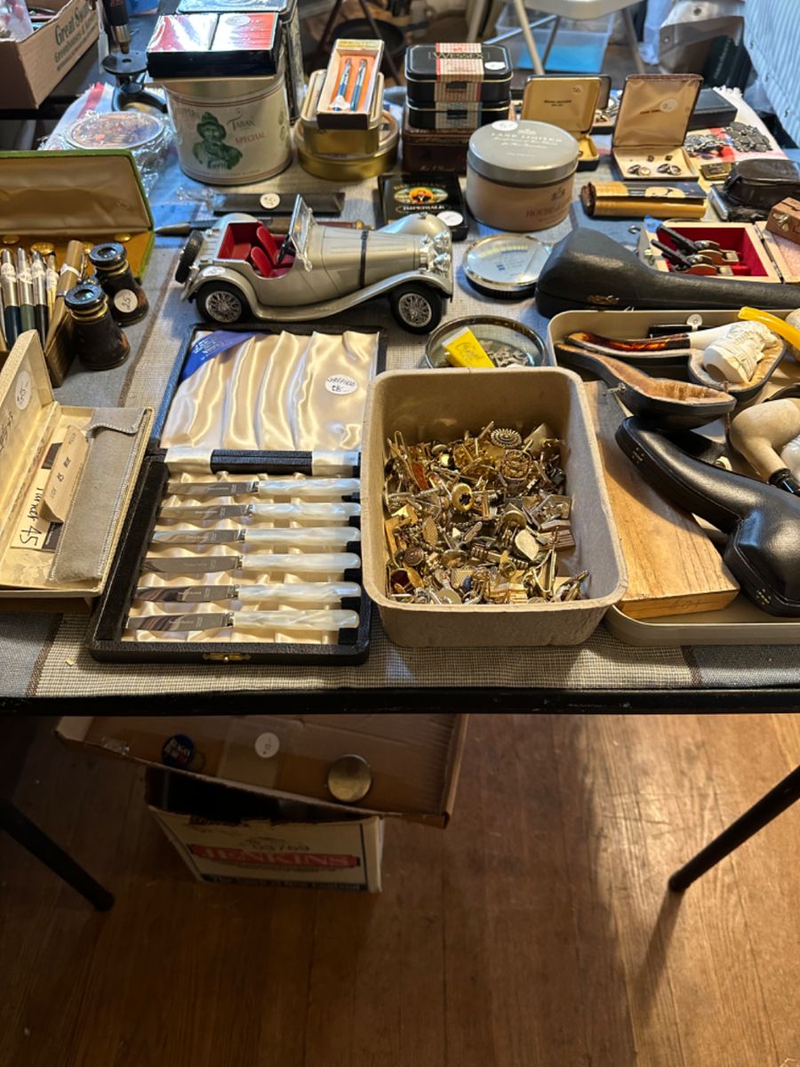 HILLTOP ESTATE SALES by Kathy & Valerie starts on 10/6/2023