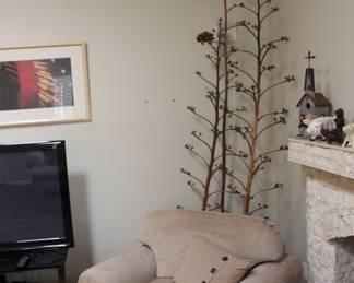 Another view of the family room with Agave fruit dried sticks - you can make contemporary Christmas trees of them!