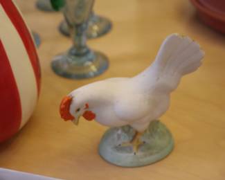 Occupied Japan ceramic rooster figure in perfect condition