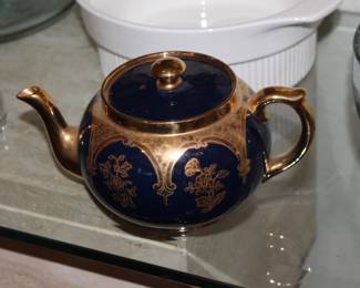 Gibson's teapot
