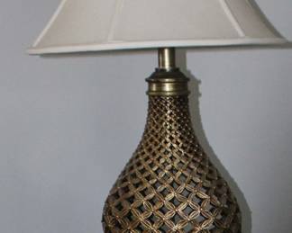 Golden Lactice Lamp
