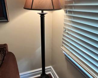 floor lamp