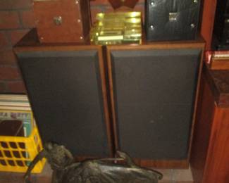 Stereo equipment 