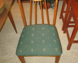 Mid century chair set of 4 with table