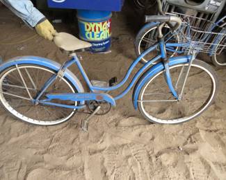 Lot 53. Six bicycles as pictured. Buyer may take the rack too is desired