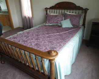 Lot 78. Queen-size select Comfort bed with dual controls. In excellent condition.
