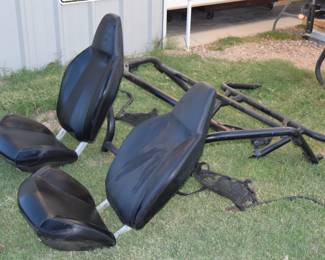 Razr seats and rollbar