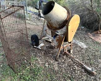 Cement mixer in working conditon. Large live trap.