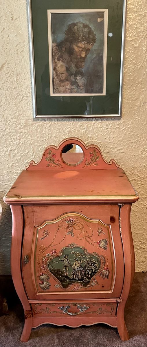 Monte Vista Cottage Estate Sale in San Antonio, TX starts on 10/13/2023