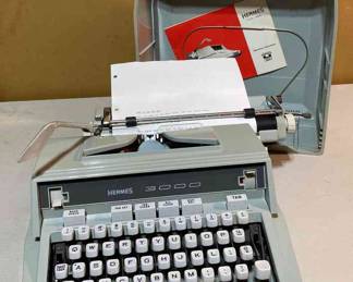 Hermes 3000 typewriter 
