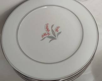 Crest Noritake China