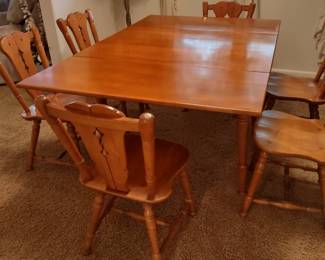 Cochranes's Driftwood Maple Table with 6 chairs