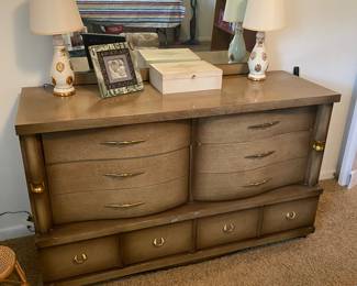 MCM Dresser
