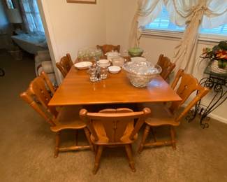 Vintage Cochrane's Driftwood No. 625 Maple Table with 6 chairs