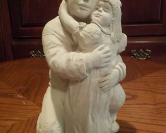 Austin Sculpture Father and Daughter 11in Height