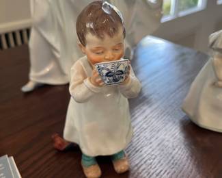 $600 Meissen figurine with one repair on the horse at the back.