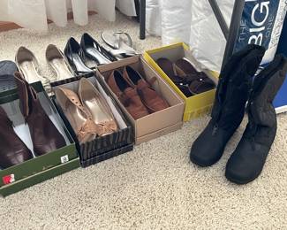 Women's shoes and boots.....