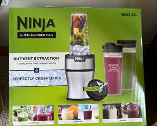 Ninja blender -new in box!
