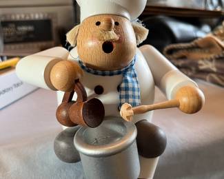 Erzgebirge incense smoker....