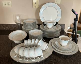 Noritake "Moonbeam" china set